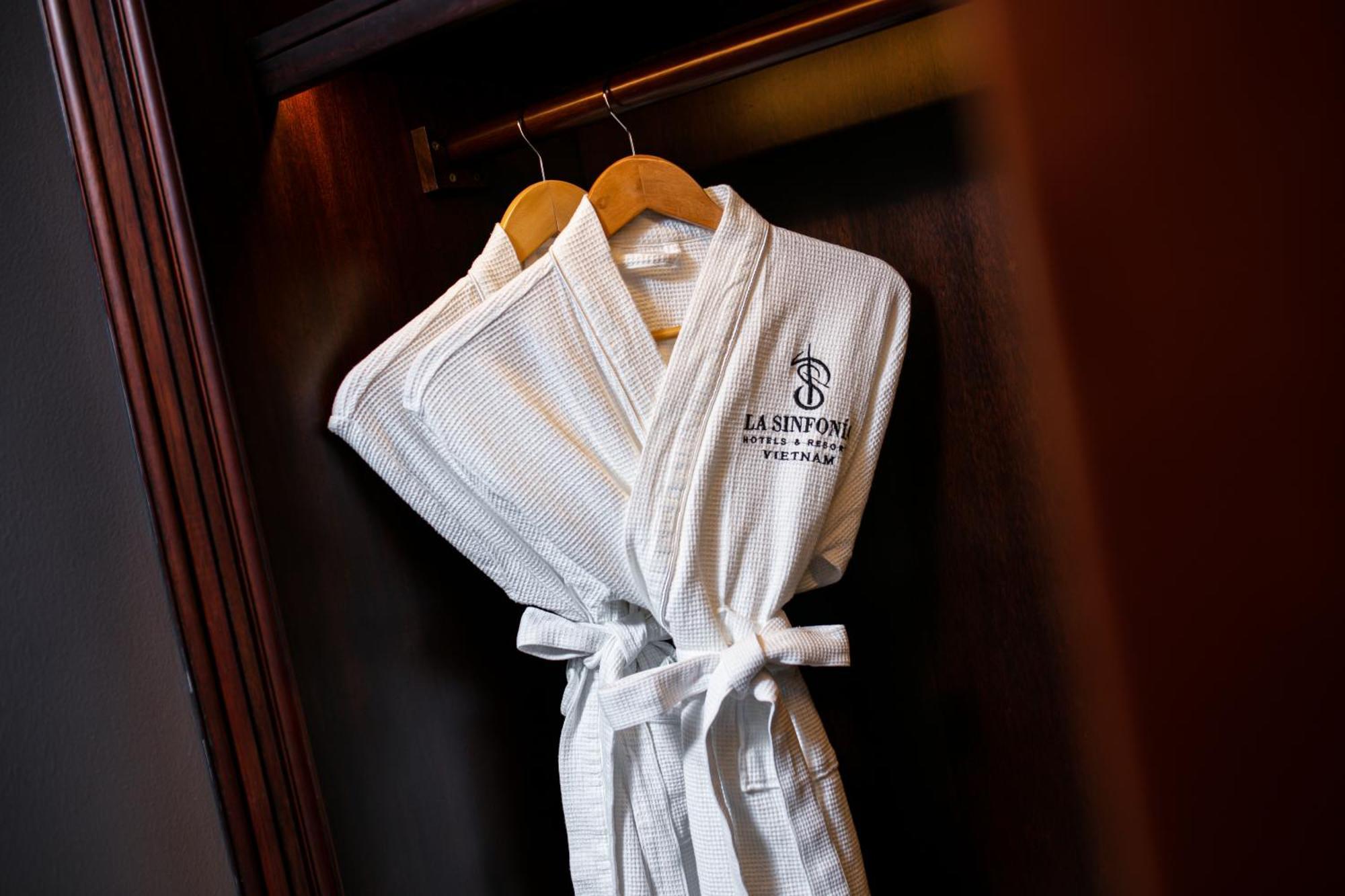 La Sinfonia Majesty And 4* Hanoi